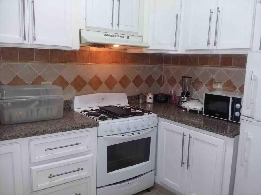 Habitacion Cerca Del Mar Y Zona Colonial 산토도밍고 외부 사진